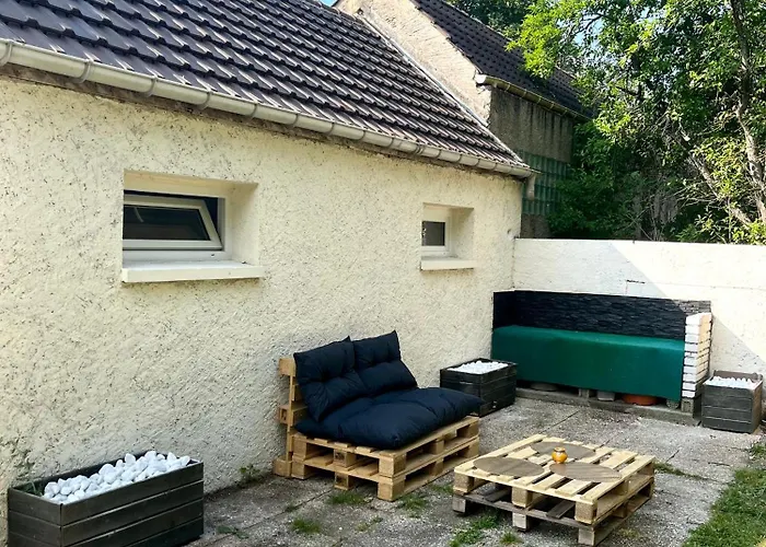 Studio Avec Grand Jardin + Parking